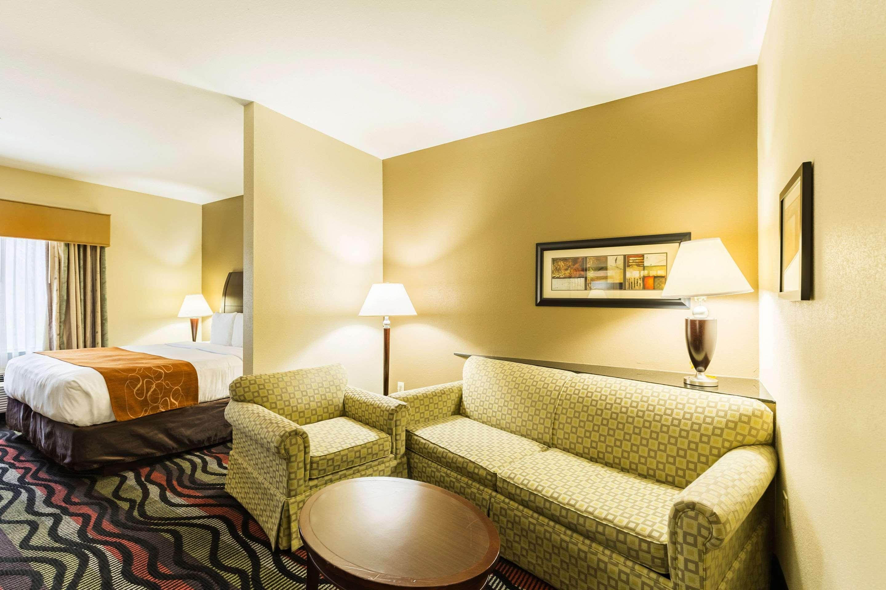 Comfort Suites Beaumont I-10 المظهر الخارجي الصورة