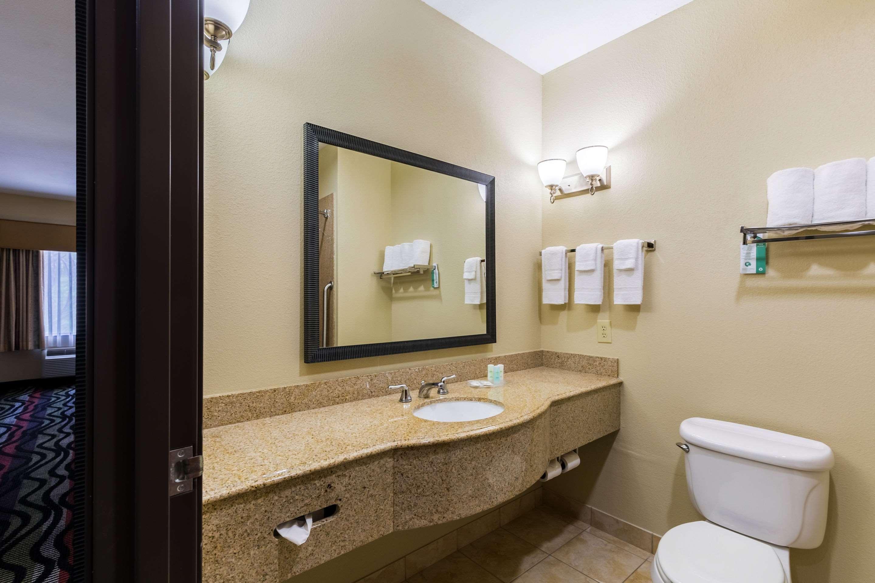 Comfort Suites Beaumont I-10 المظهر الخارجي الصورة